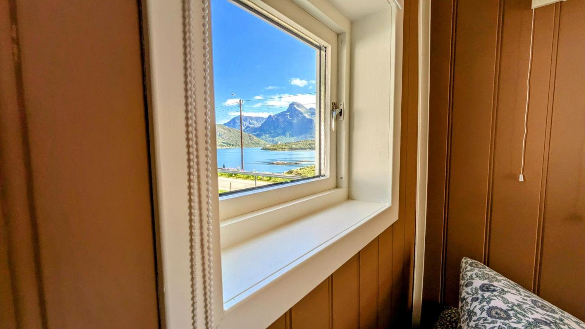 Exclusive And Cosy! Sea And Mountian View - Superfast Wifi, Washer And More Included 소르틀란 외부 사진