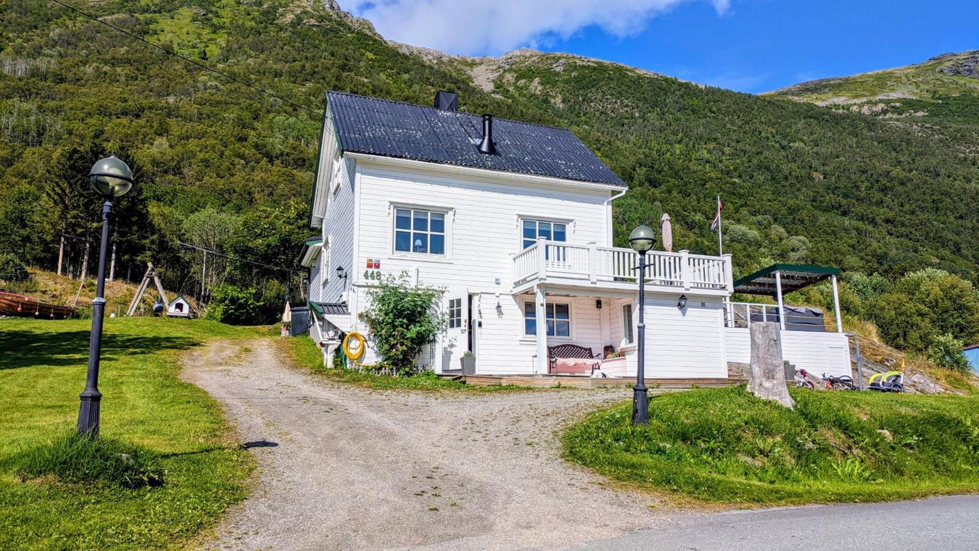 Exclusive And Cosy! Sea And Mountian View - Superfast Wifi, Washer And More Included 소르틀란 외부 사진